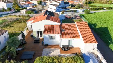 maison 4 Pièces en vente sur BREUILLET (17920)