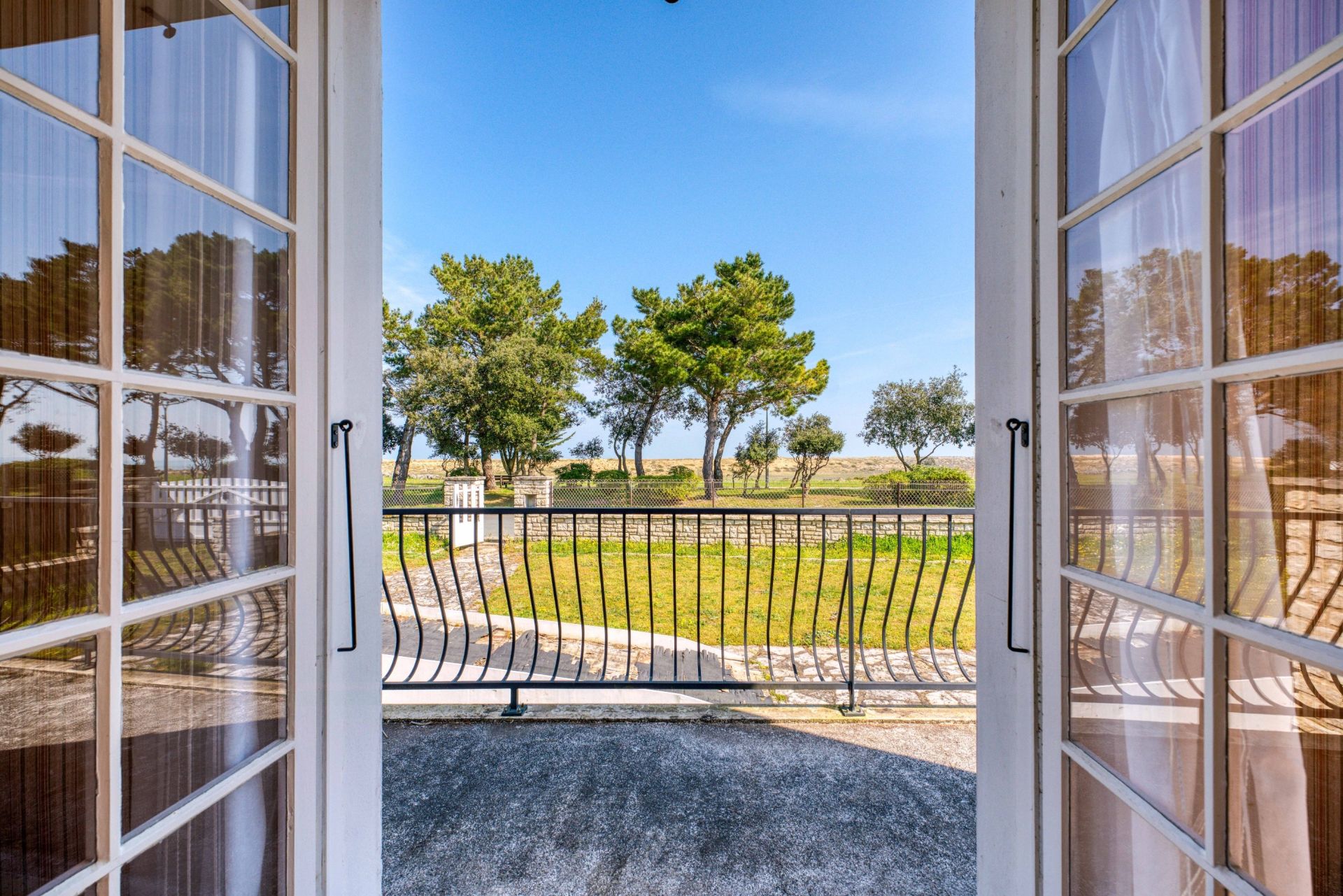 maison 10 Pièces en vente sur LA BREE LES BAINS (17840)