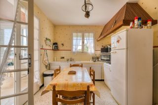 maison 10 Pièces en vente sur LA BREE LES BAINS (17840)