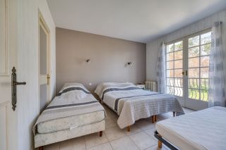 maison 10 Pièces en vente sur LA BREE LES BAINS (17840)