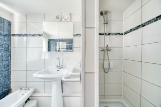 maison 8 Pièces en vente sur LE CHATEAU D OLERON (17480)