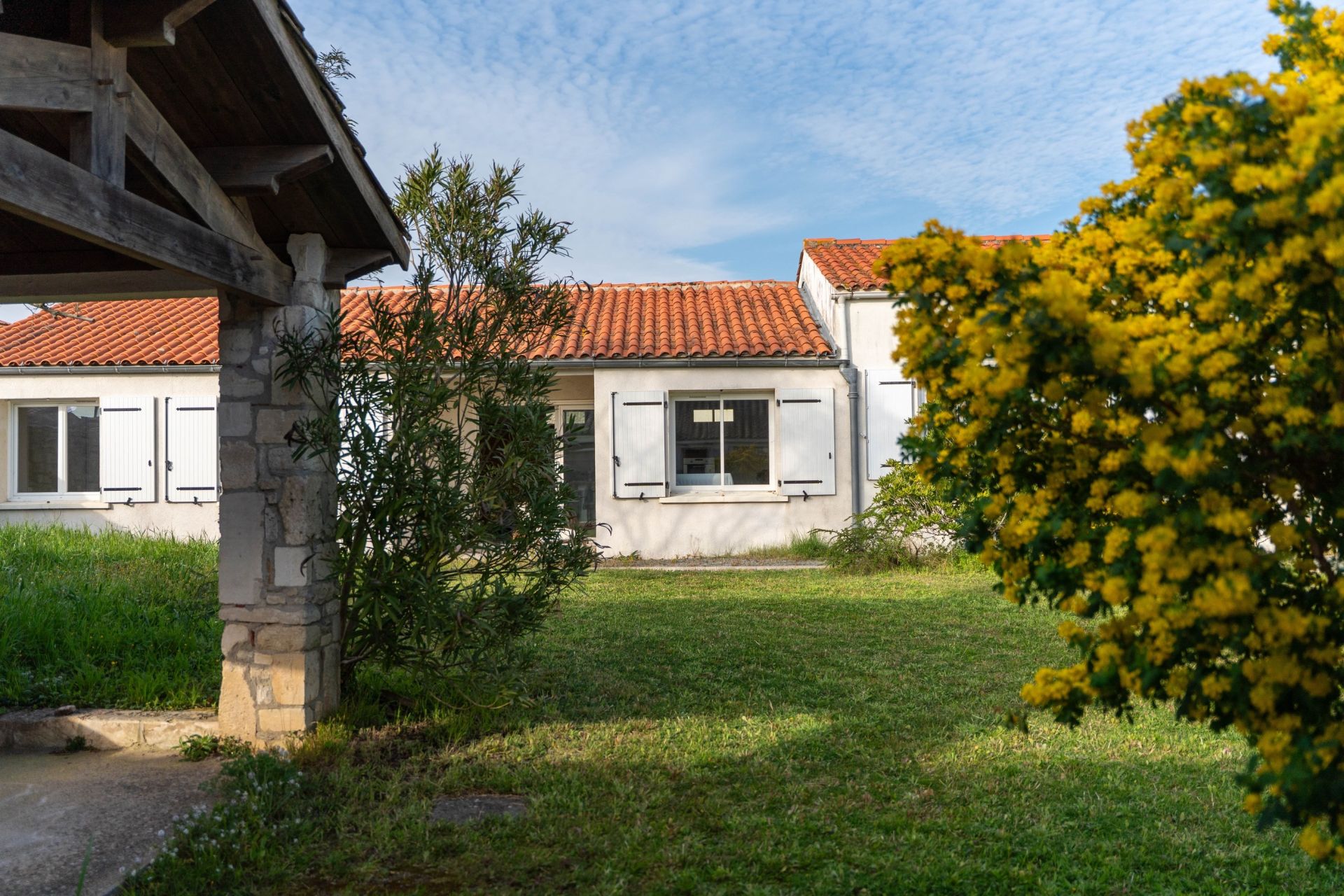 house 14 Rooms for sale on DOMINO (17190)