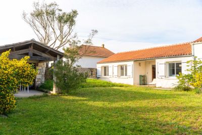 Sale House Saint-Georges-d'Oléron 14&nbsp;Rooms 240&nbsp;m²