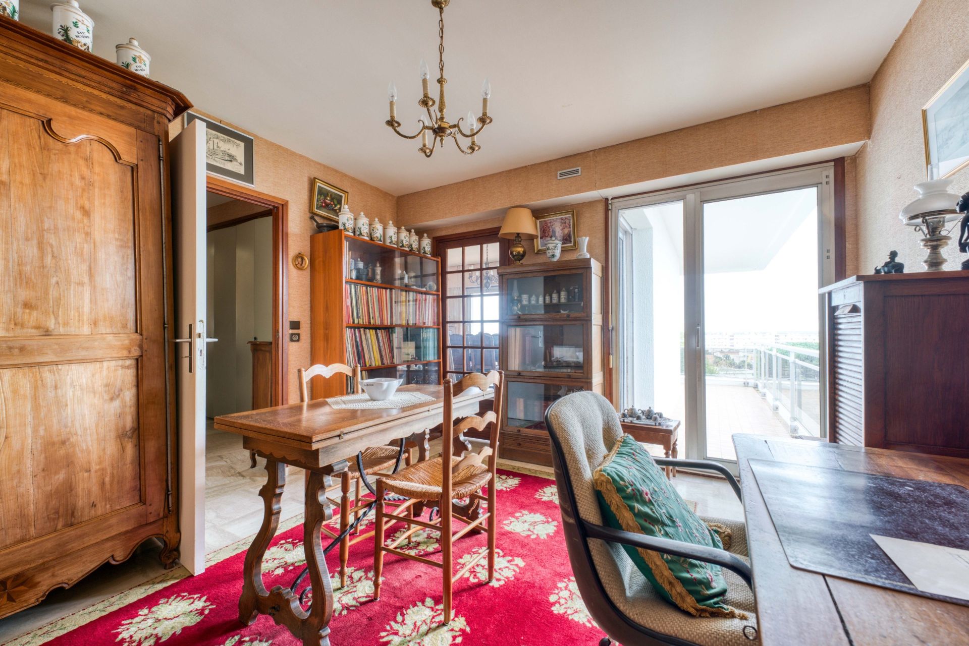 apartment 6 Rooms for sale on ROYAN (17200)