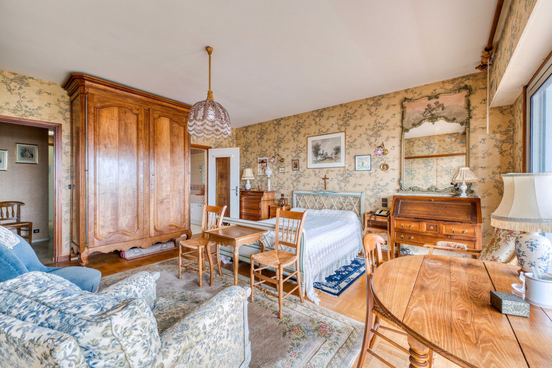 apartment 6 Rooms for sale on ROYAN (17200)