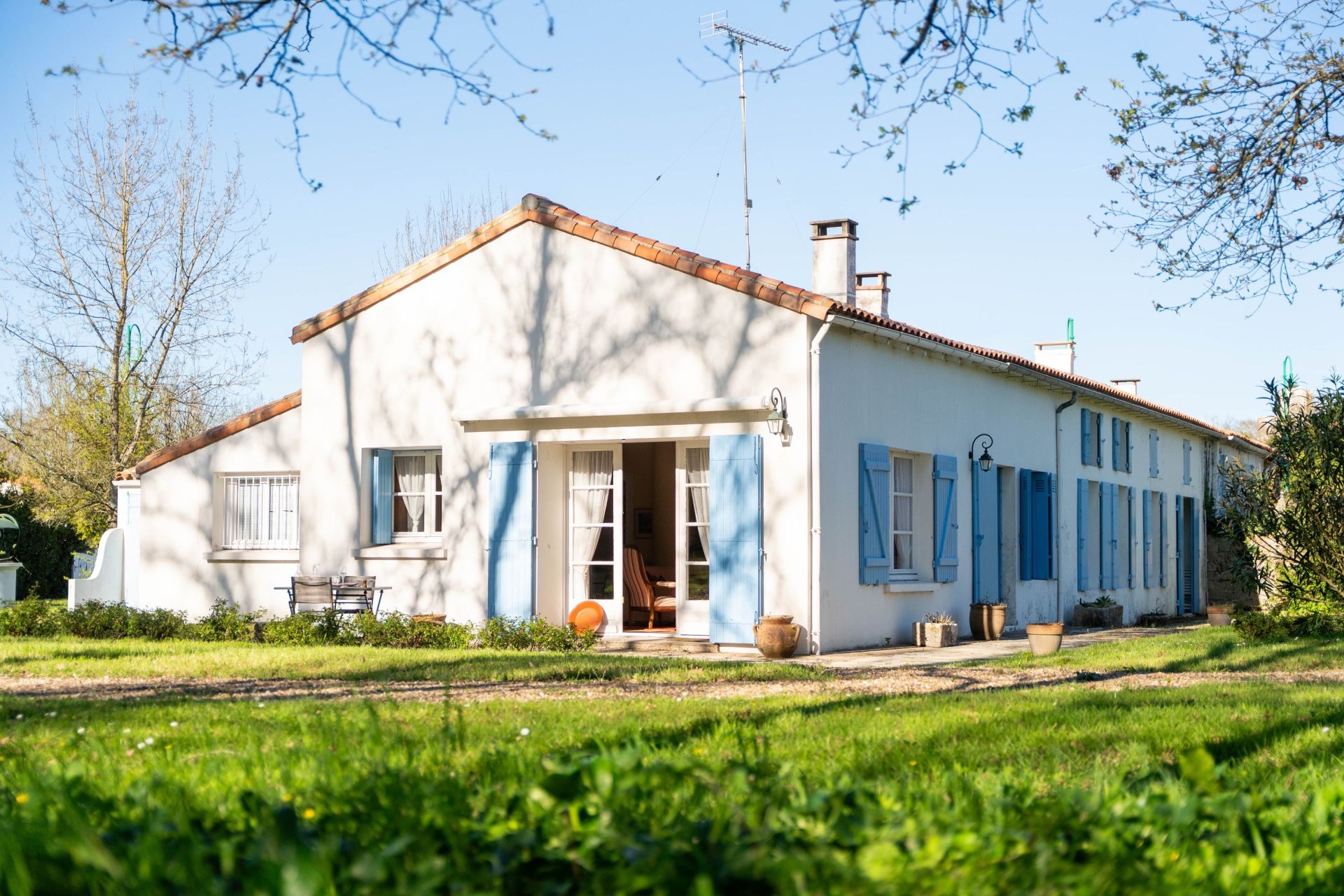 maison 11 Pièces en vente sur BREUILLET (17920)