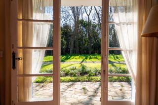 house 11 Rooms for sale on BREUILLET (17920)