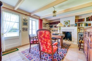 house 11 Rooms for sale on BREUILLET (17920)