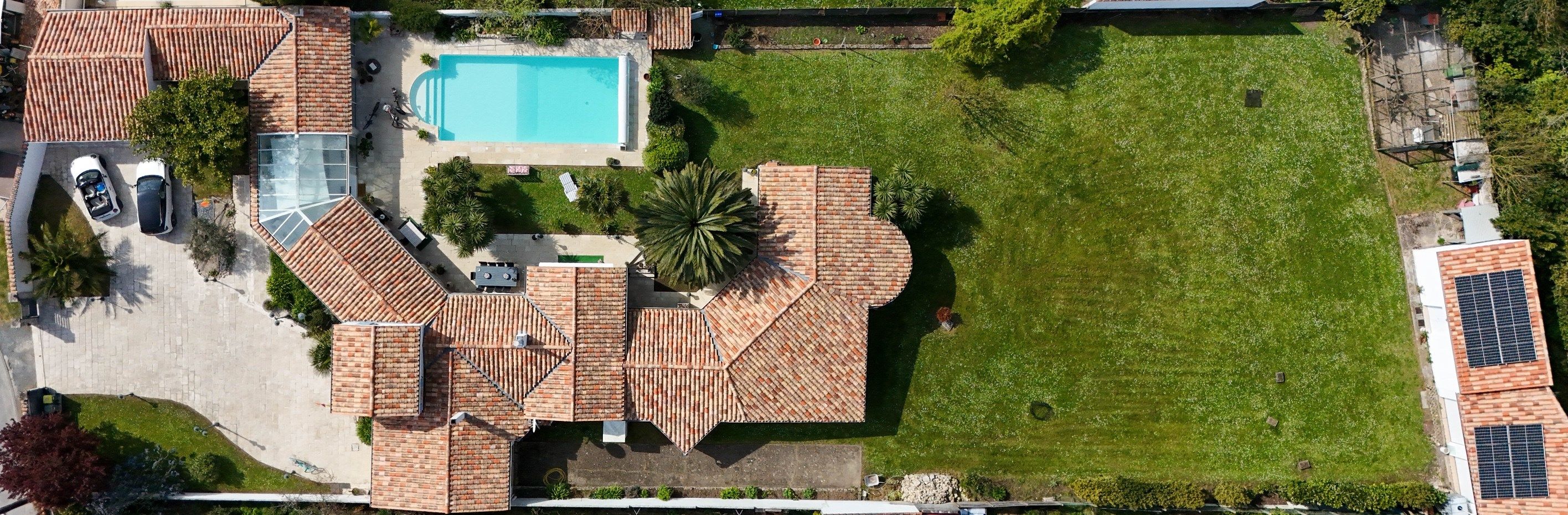 house 10 Rooms for sale on LE CHATEAU D OLERON (17480)