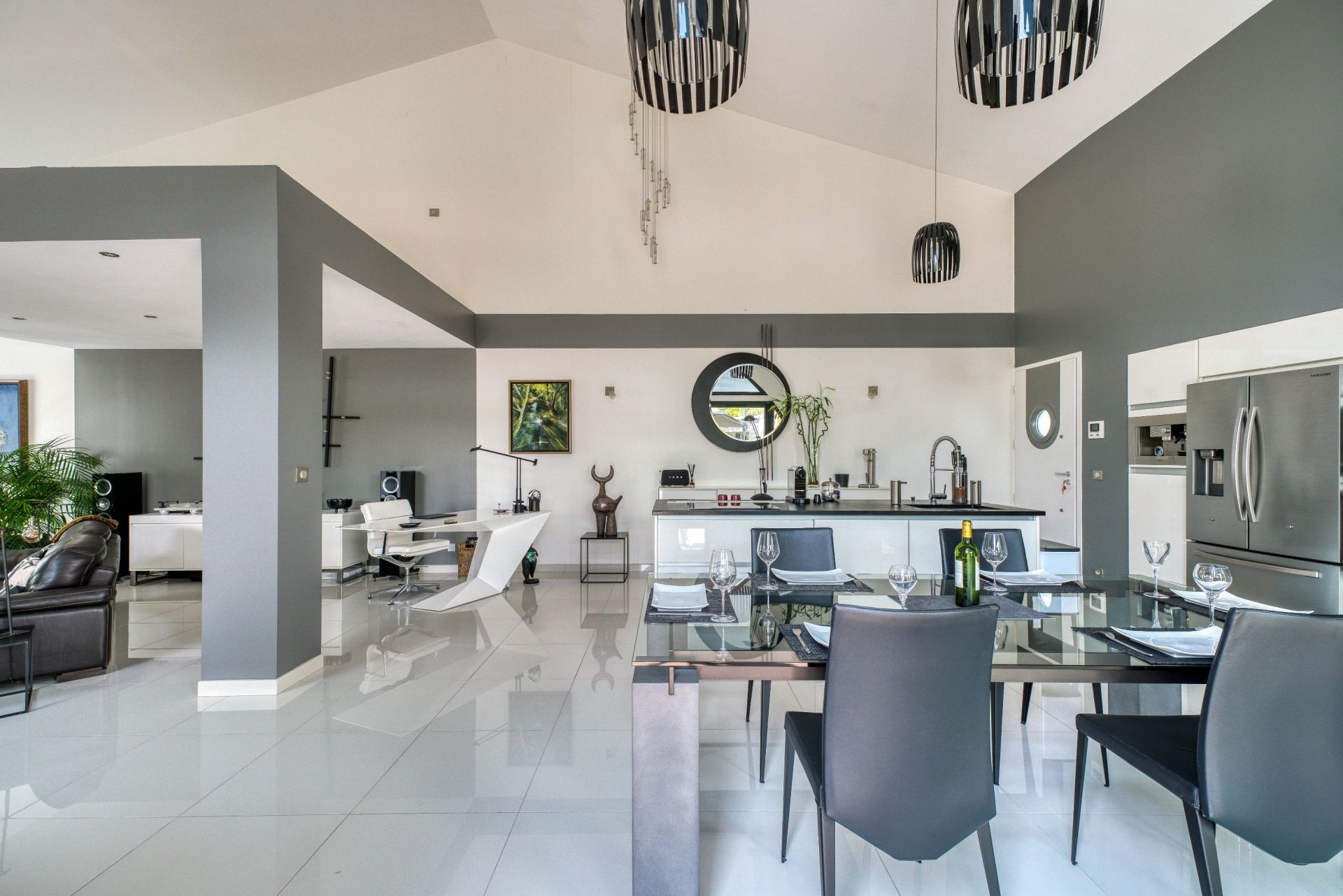 maison contemporaine 5 Pièces en vente sur PORT DES BARQUES (17730)