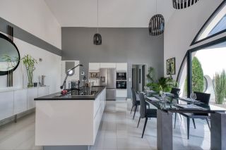 maison contemporaine 5 Pièces en vente sur PORT DES BARQUES (17730)