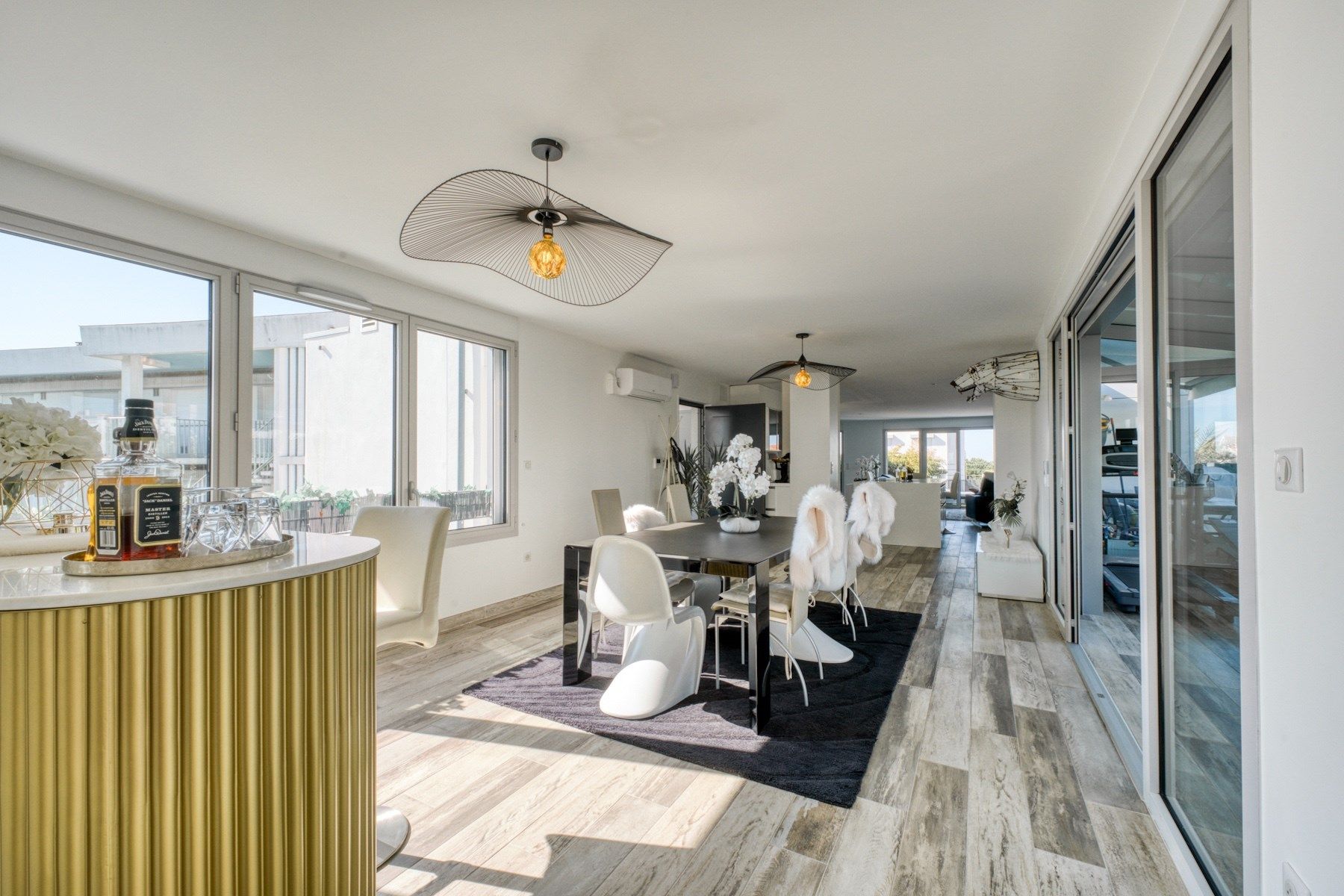 apartment 6 Rooms for sale on ROYAN (17200)