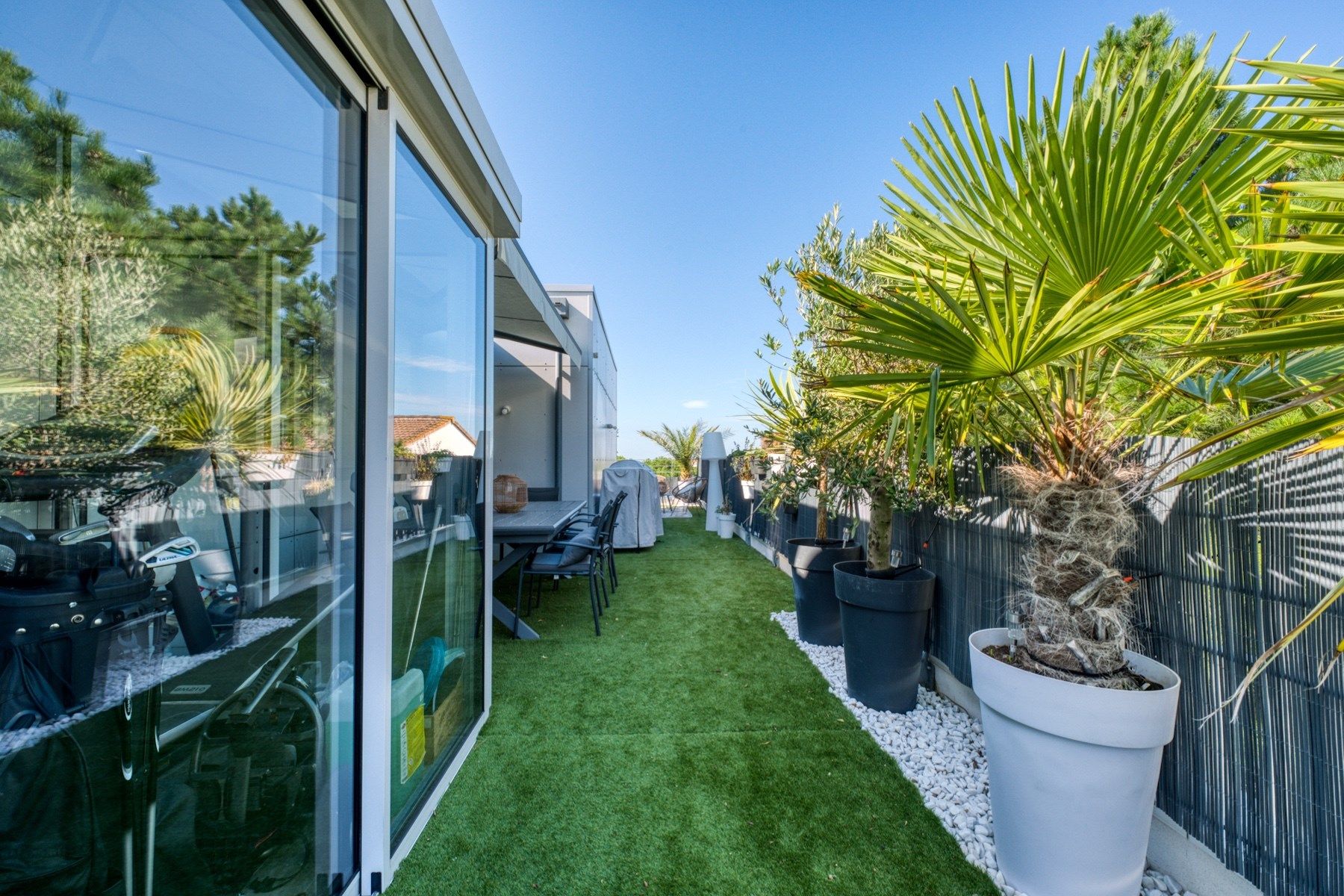 apartment 6 Rooms for sale on ROYAN (17200)