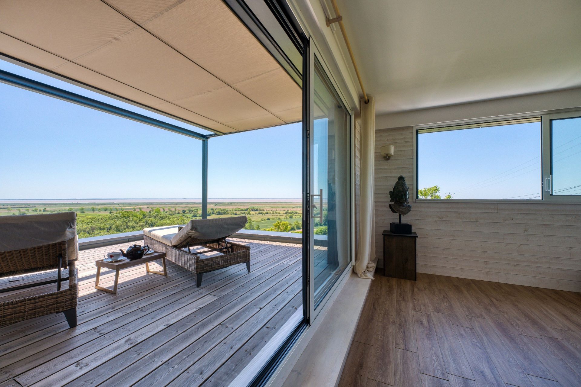 house 6 Rooms for sale on FLOIRAC (17120)