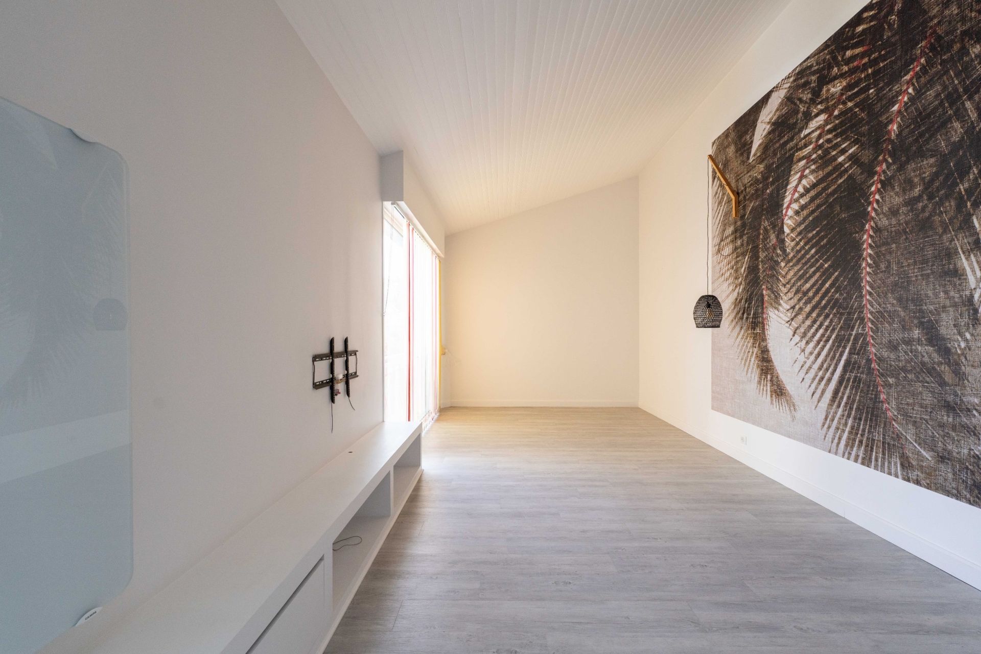 apartment 4 Rooms for sale on SAINTES (17100)