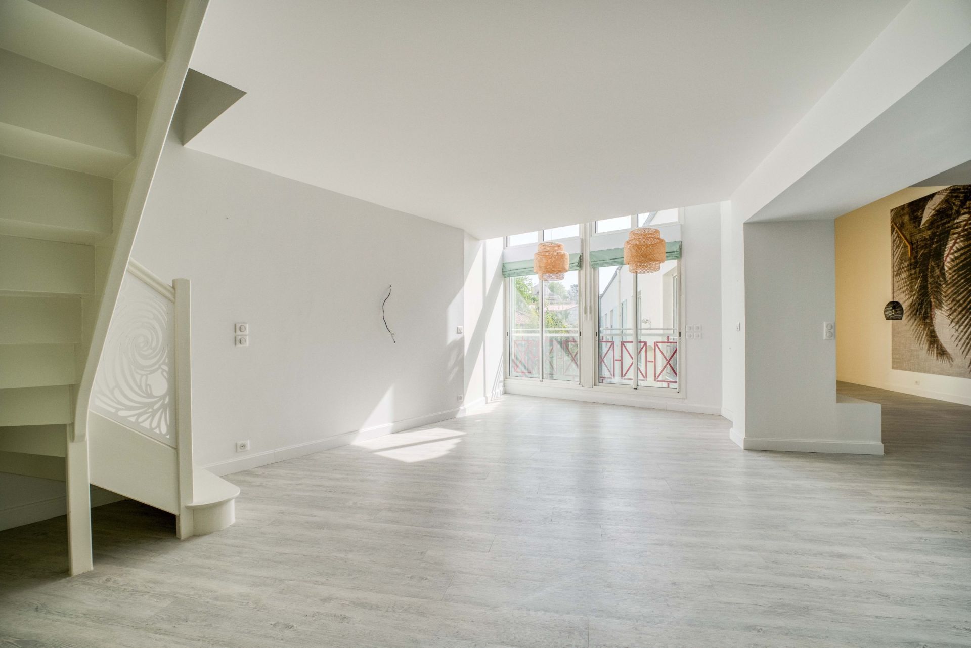 apartment 4 Rooms for sale on SAINTES (17100)