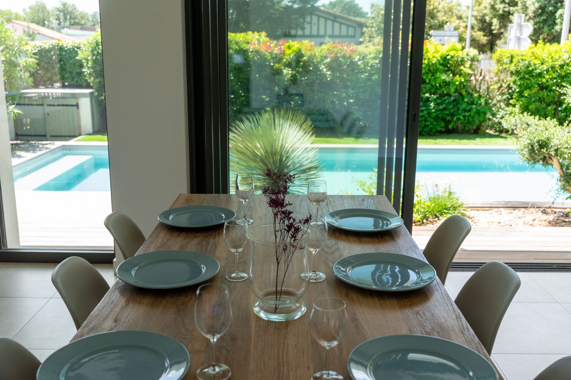 house 6 Rooms for sale on VAUX SUR MER (17640)