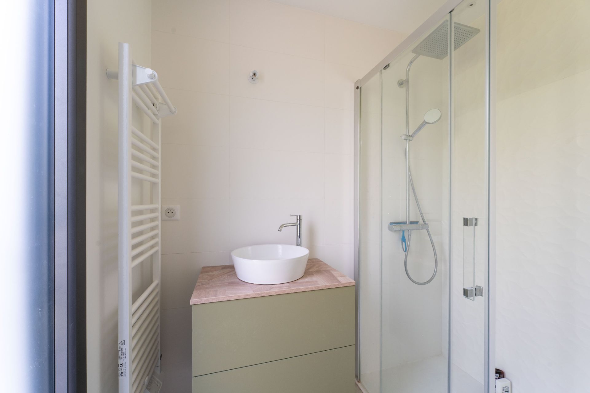 house 6 Rooms for sale on VAUX SUR MER (17640)