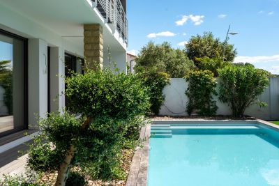 Sale House Vaux-sur-Mer 6&nbsp;Rooms 189.8&nbsp;m²