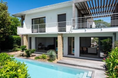 Sale House Vaux-sur-Mer 6&nbsp;Rooms 189.8&nbsp;m²