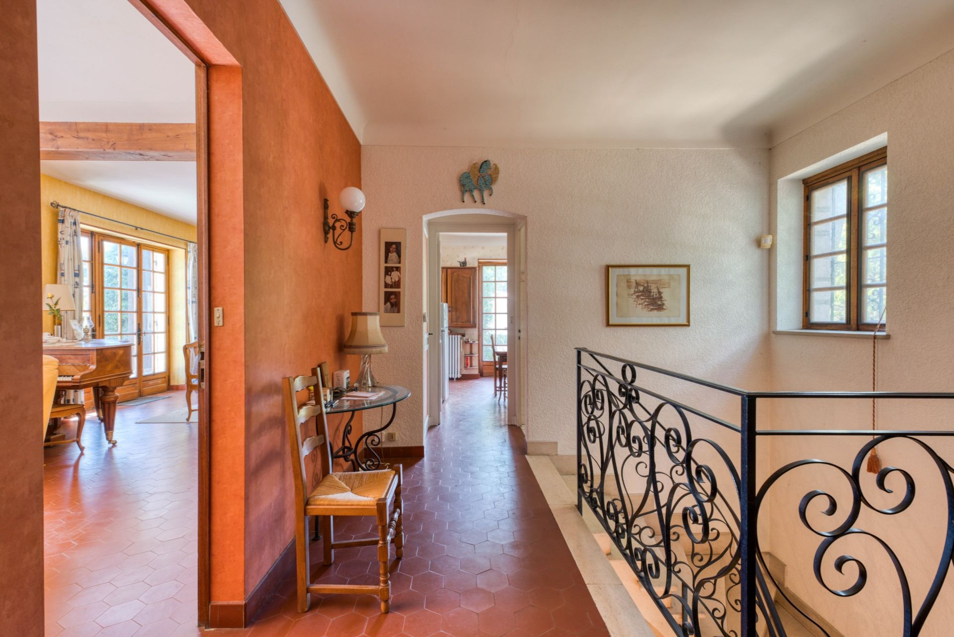 house 6 Rooms for sale on VAUX SUR MER (17640)