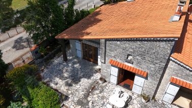 house 6 Rooms for sale on VAUX SUR MER (17640)