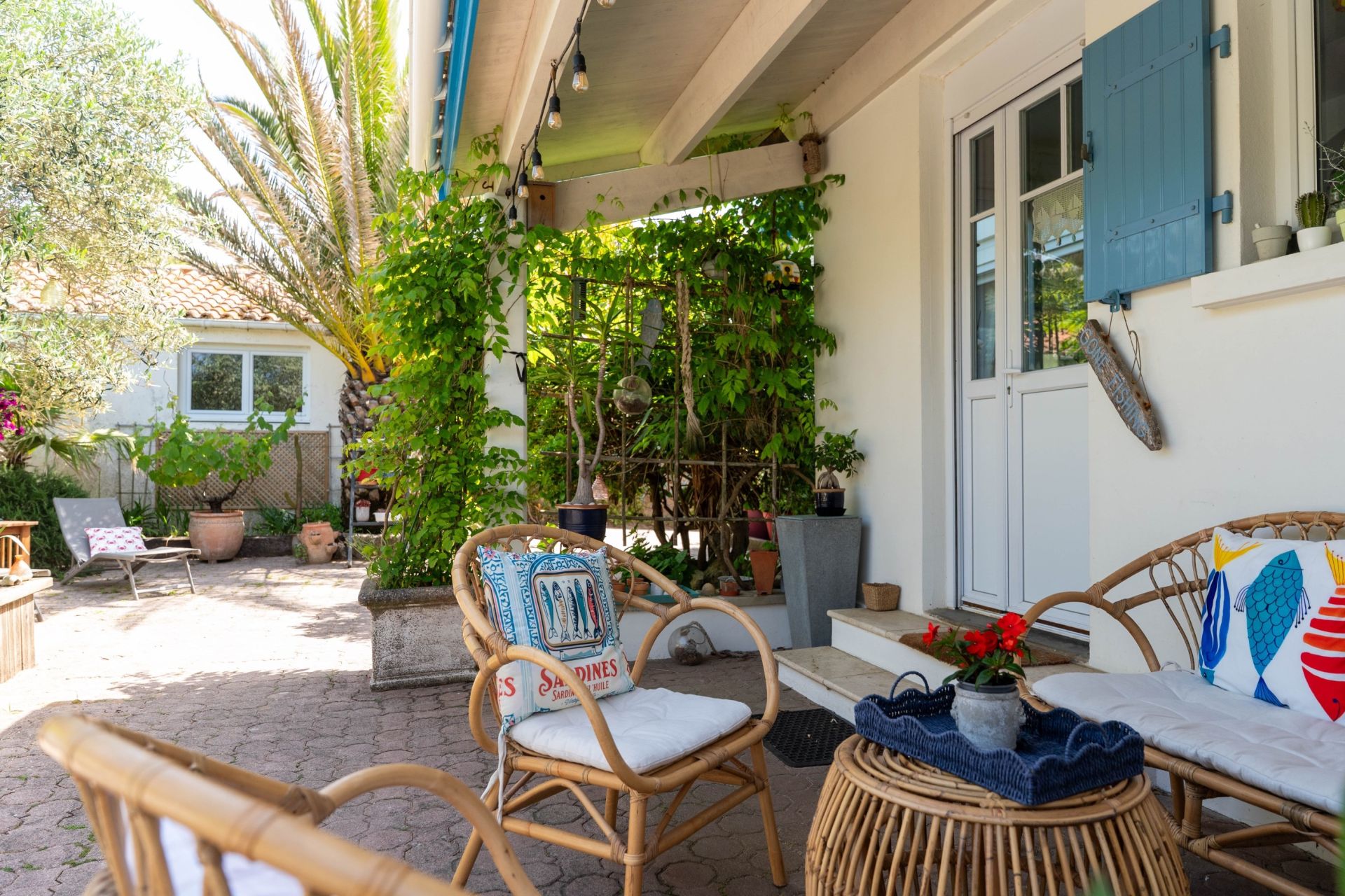house 5 Rooms for sale on DOMINO (17190)
