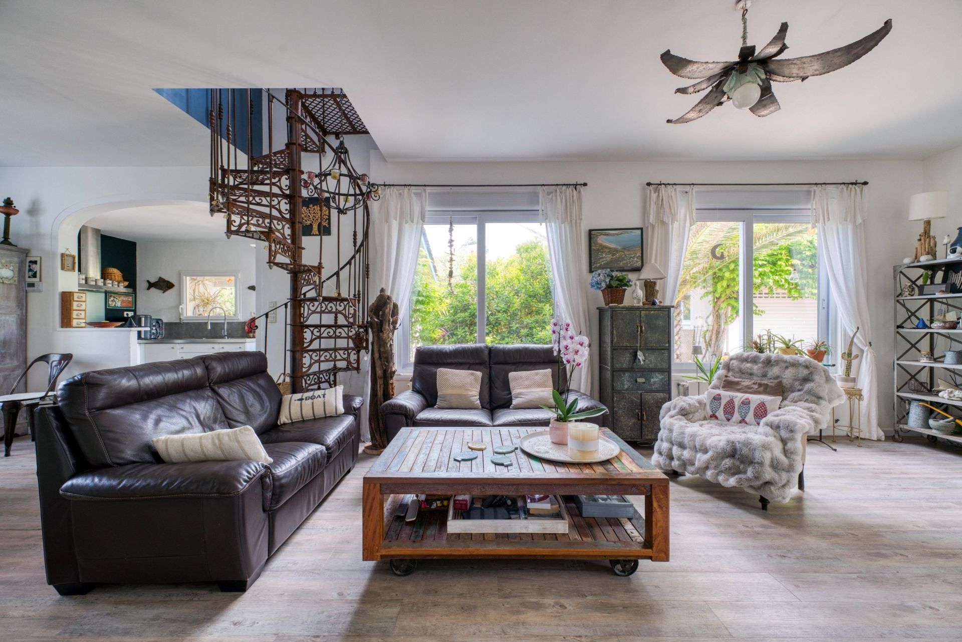 house 5 Rooms for sale on DOMINO (17190)