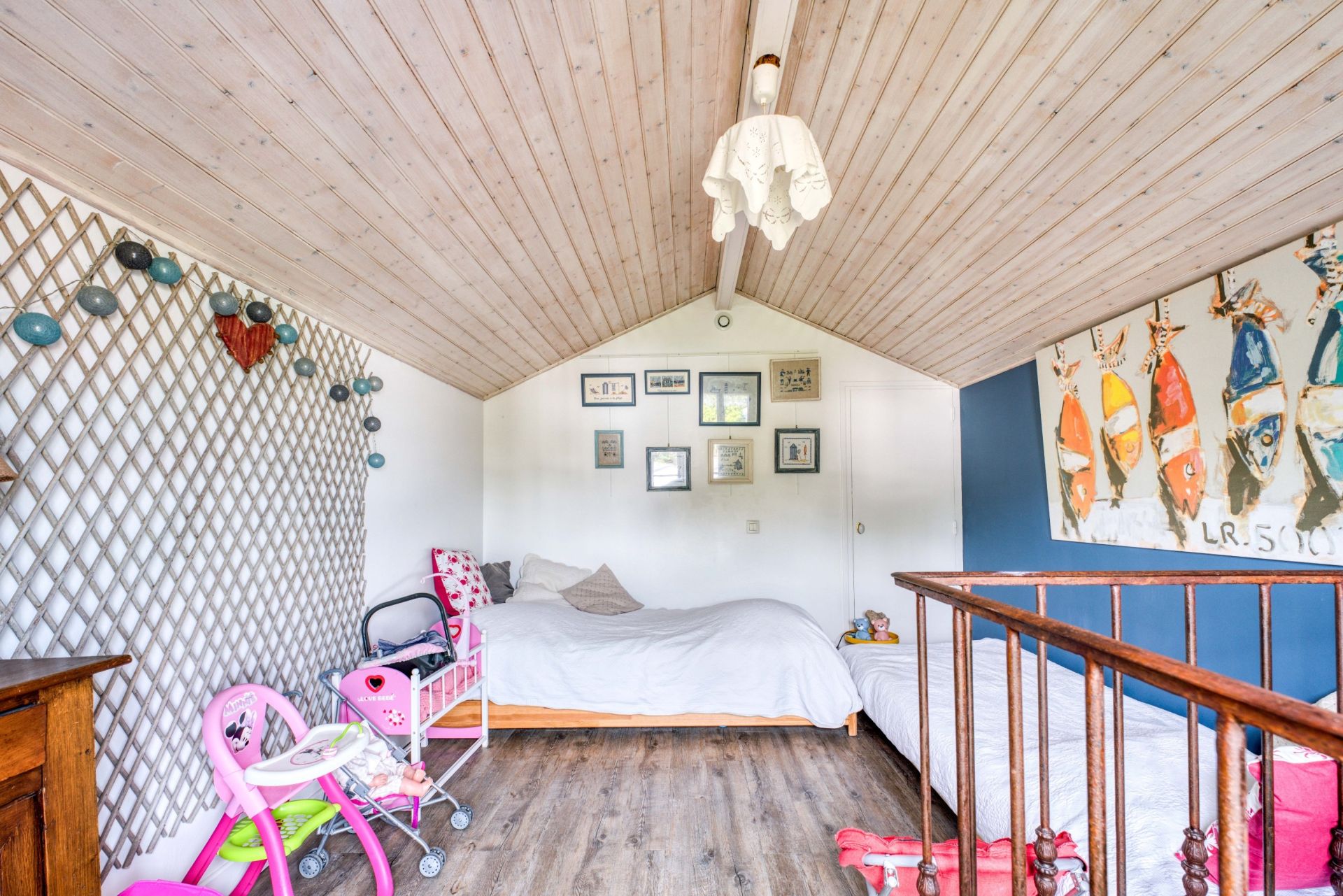 house 5 Rooms for sale on DOMINO (17190)
