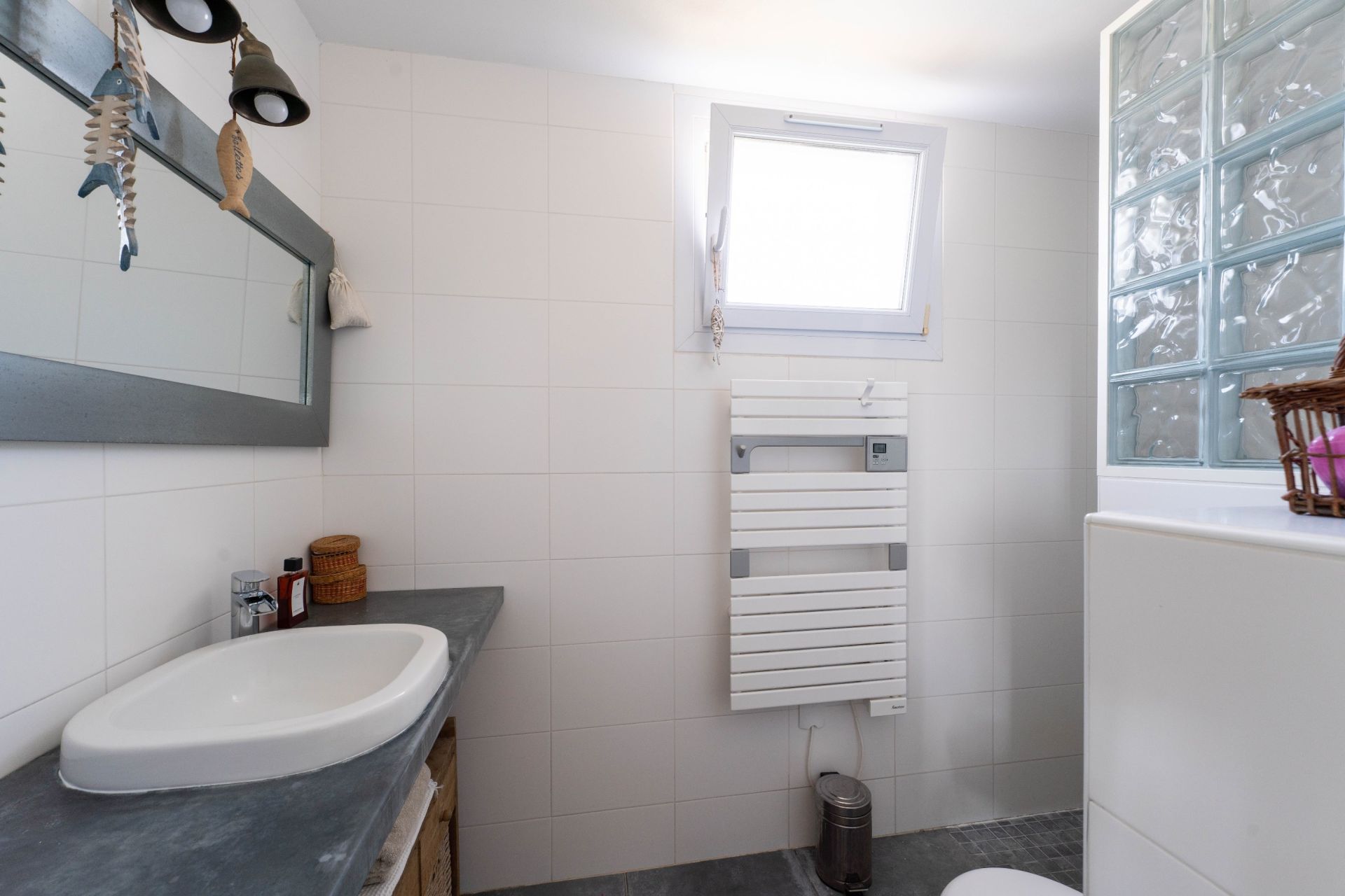 house 5 Rooms for sale on DOMINO (17190)