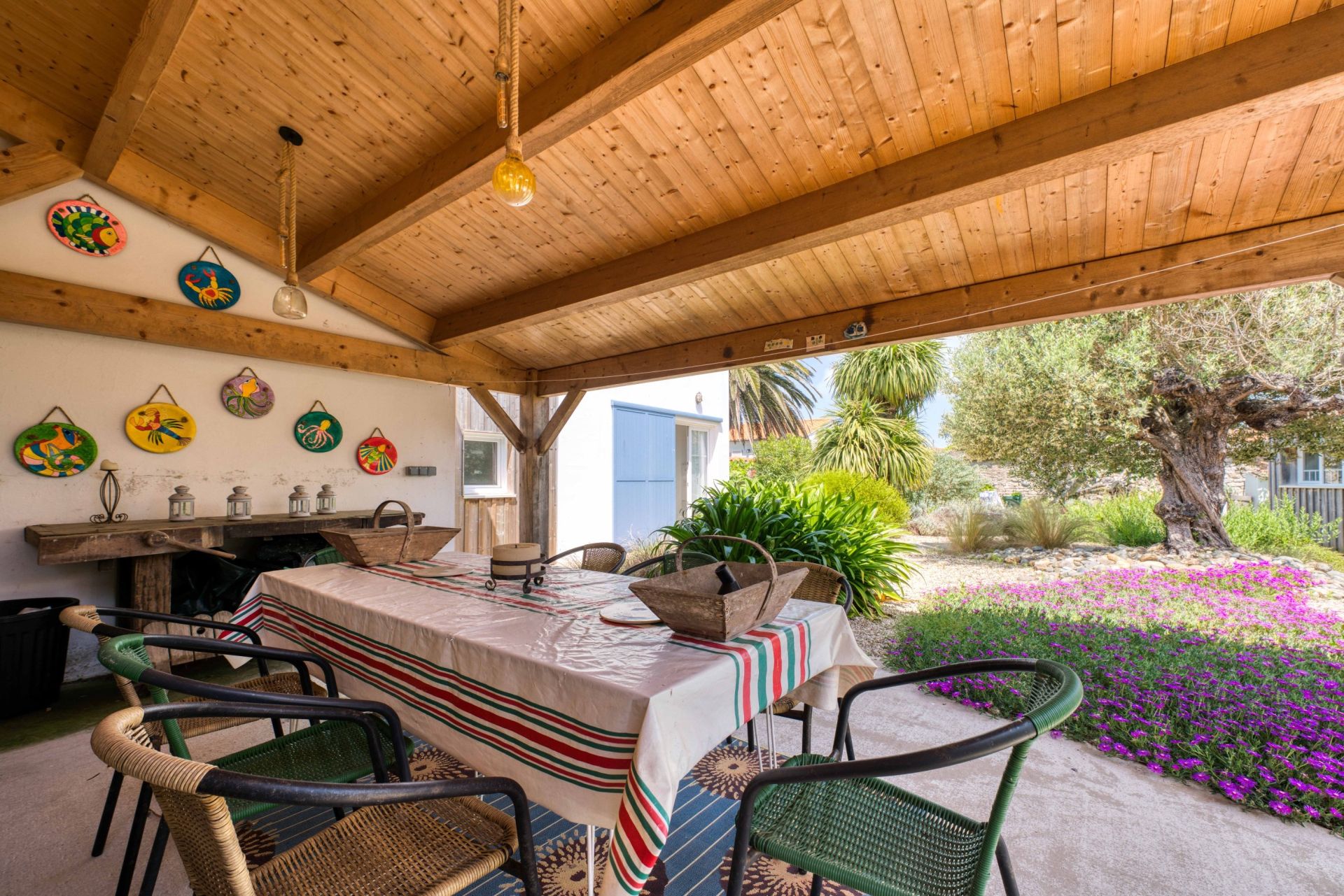 house 6 Rooms for sale on ST DENIS D OLERON (17650)