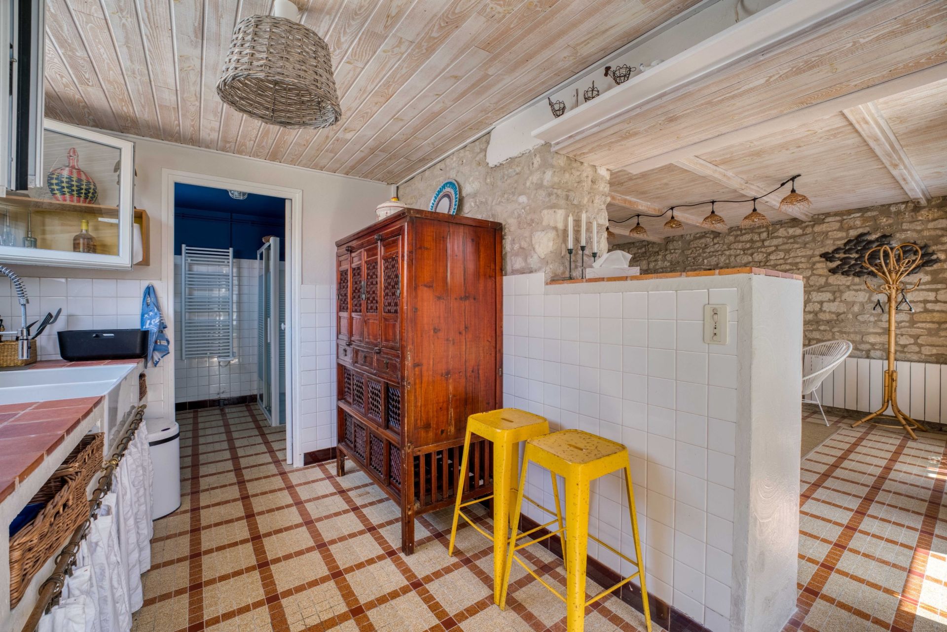 house 6 Rooms for sale on ST DENIS D OLERON (17650)