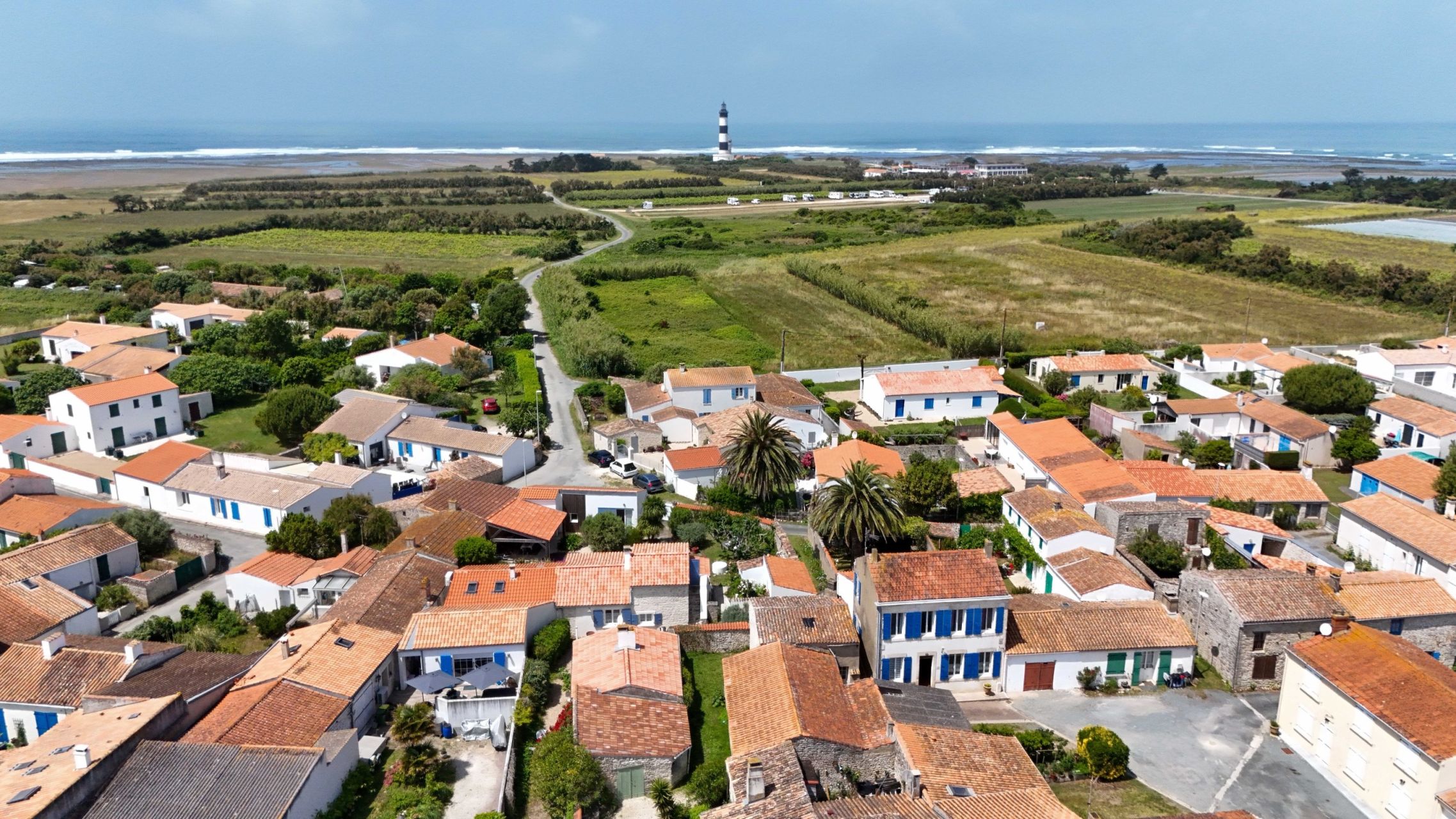 house 6 Rooms for sale on ST DENIS D OLERON (17650)