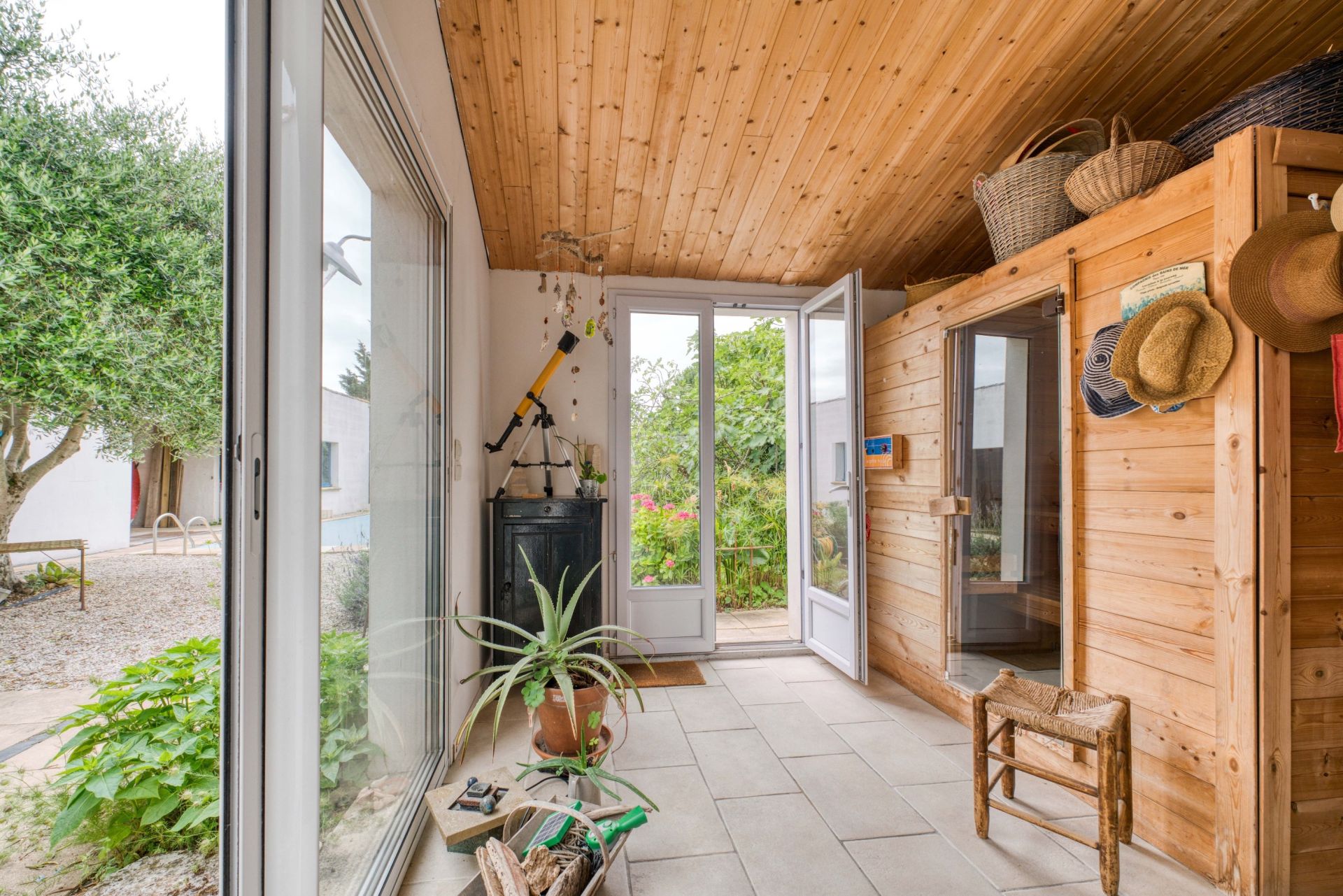 house 8 Rooms for sale on ST PIERRE D OLERON (17310)