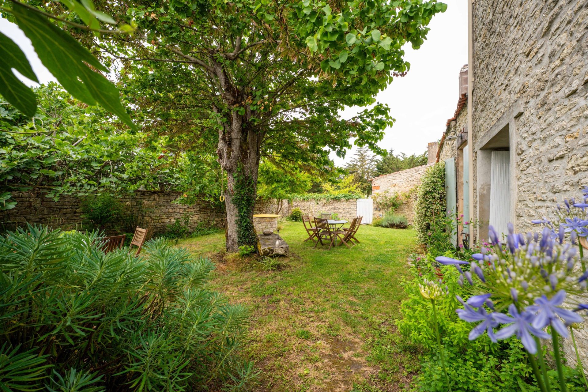 house 8 Rooms for sale on ST PIERRE D OLERON (17310)