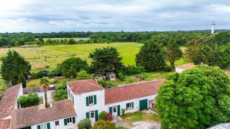 Sale House Saint-Pierre-d'Oléron 8&nbsp;Rooms 175&nbsp;m²