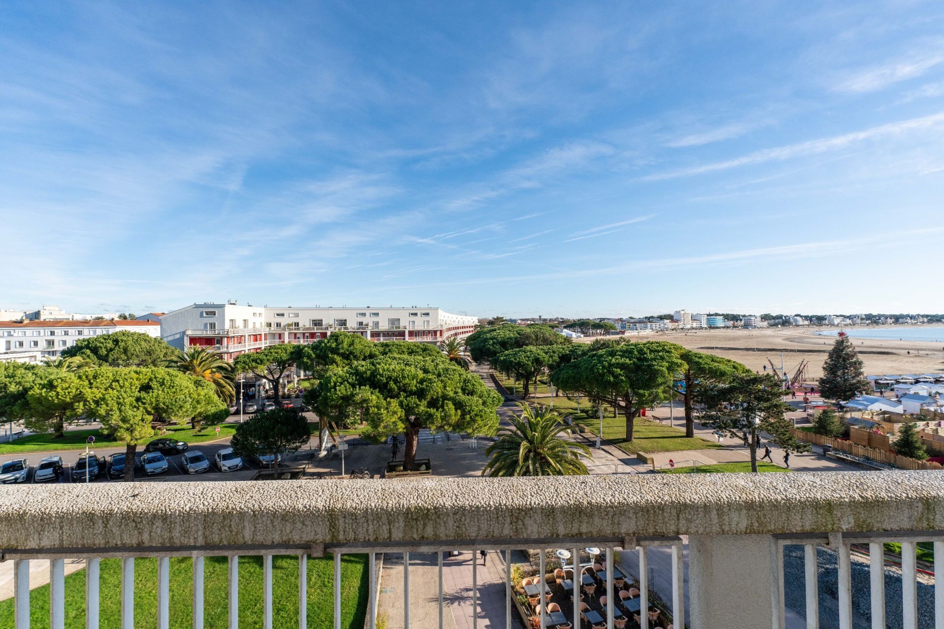 apartment 7 Rooms for sale on ROYAN (17200)
