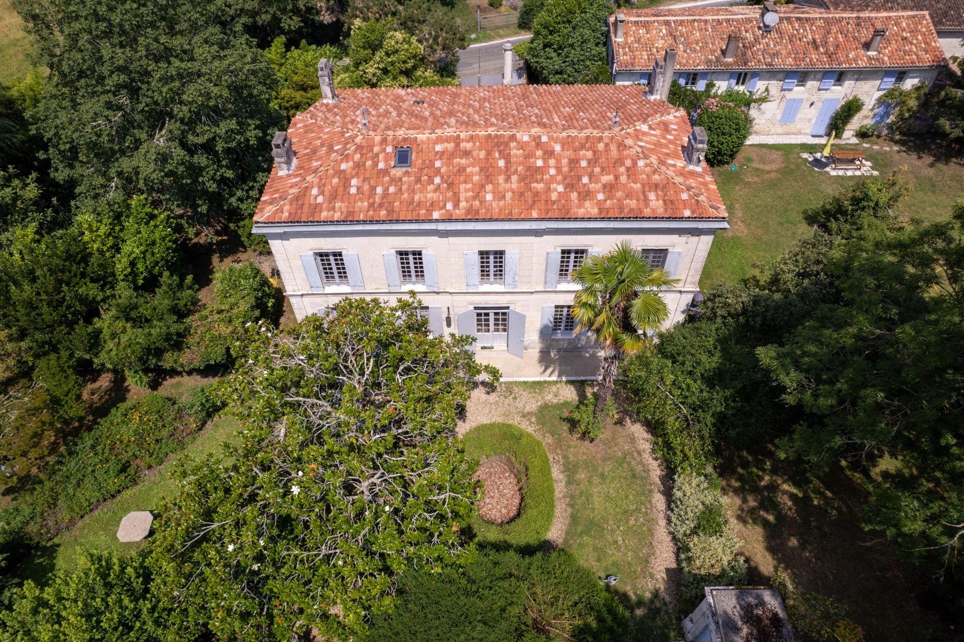 maison 14 Pièces en vente sur PESSINES (17810)