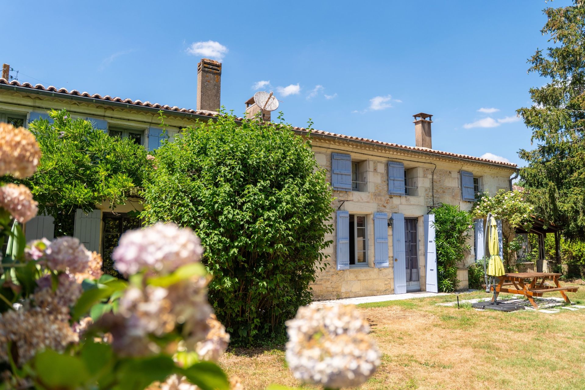 maison 14 Pièces en vente sur PESSINES (17810)