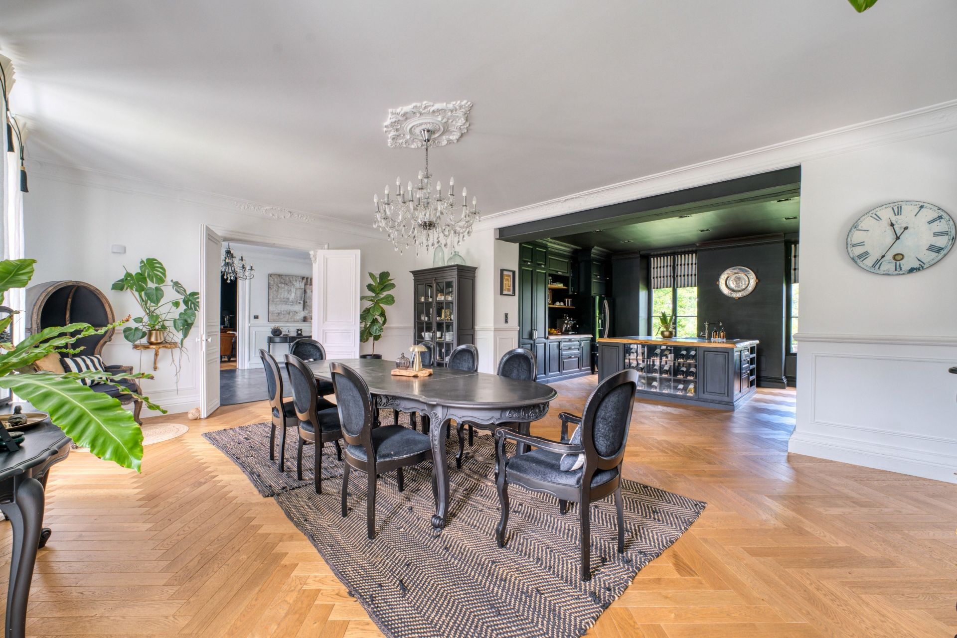 château 23 Pièces en vente sur ST JULIEN DE L ESCAP (17400)