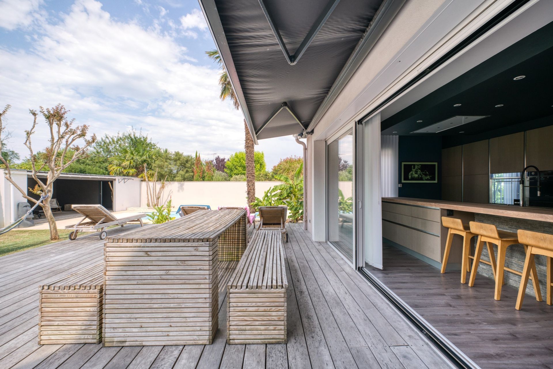 house 10 Rooms for sale on ROYAN (17200)