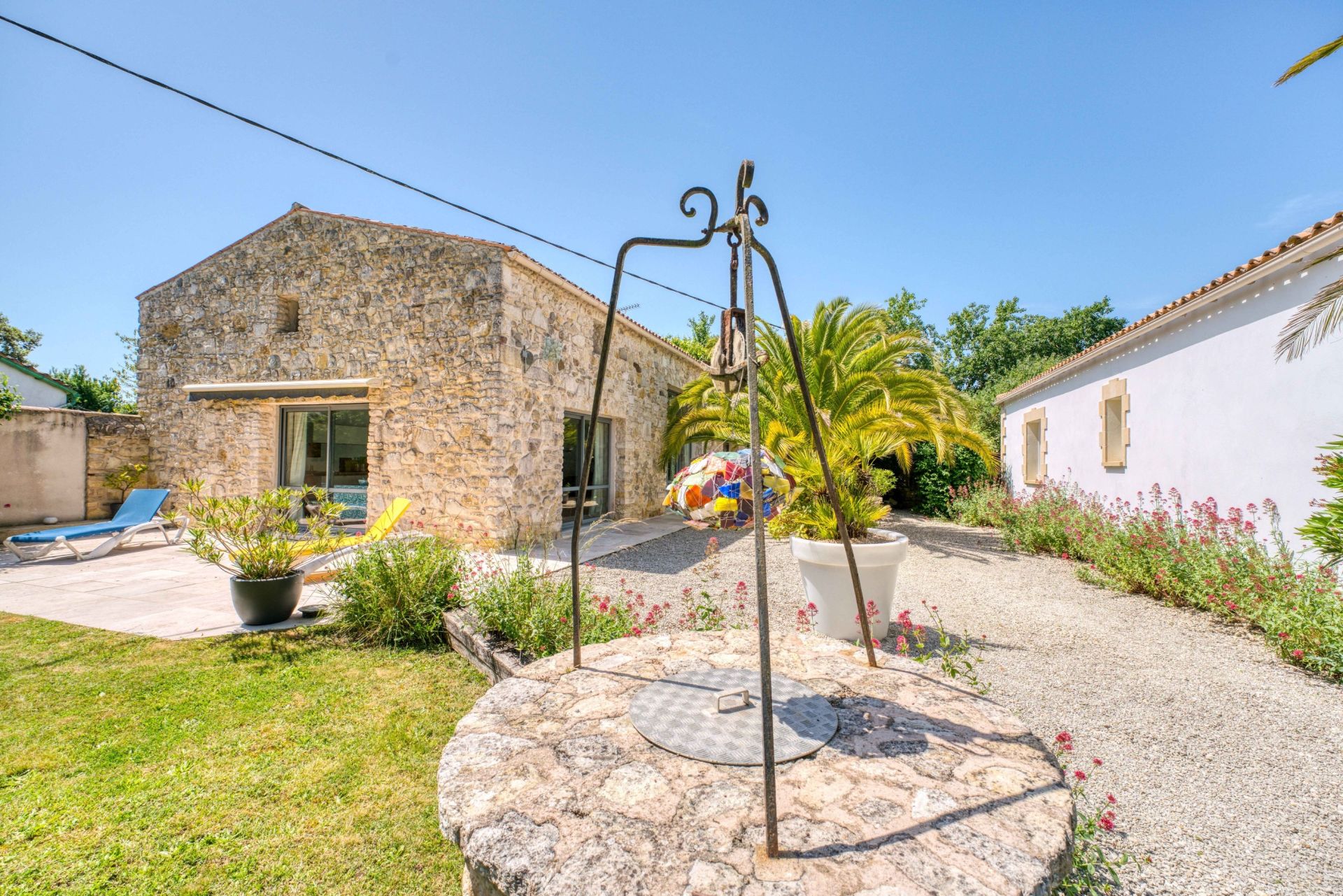 maison 11 Pièces en vente sur LE CHATEAU D OLERON (17480)