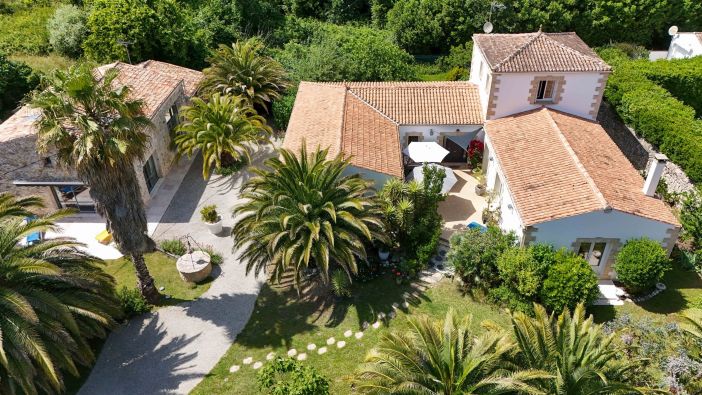 Vente Maison Le Château-d'Oléron 11&nbsp;Pièces 228&nbsp;m²