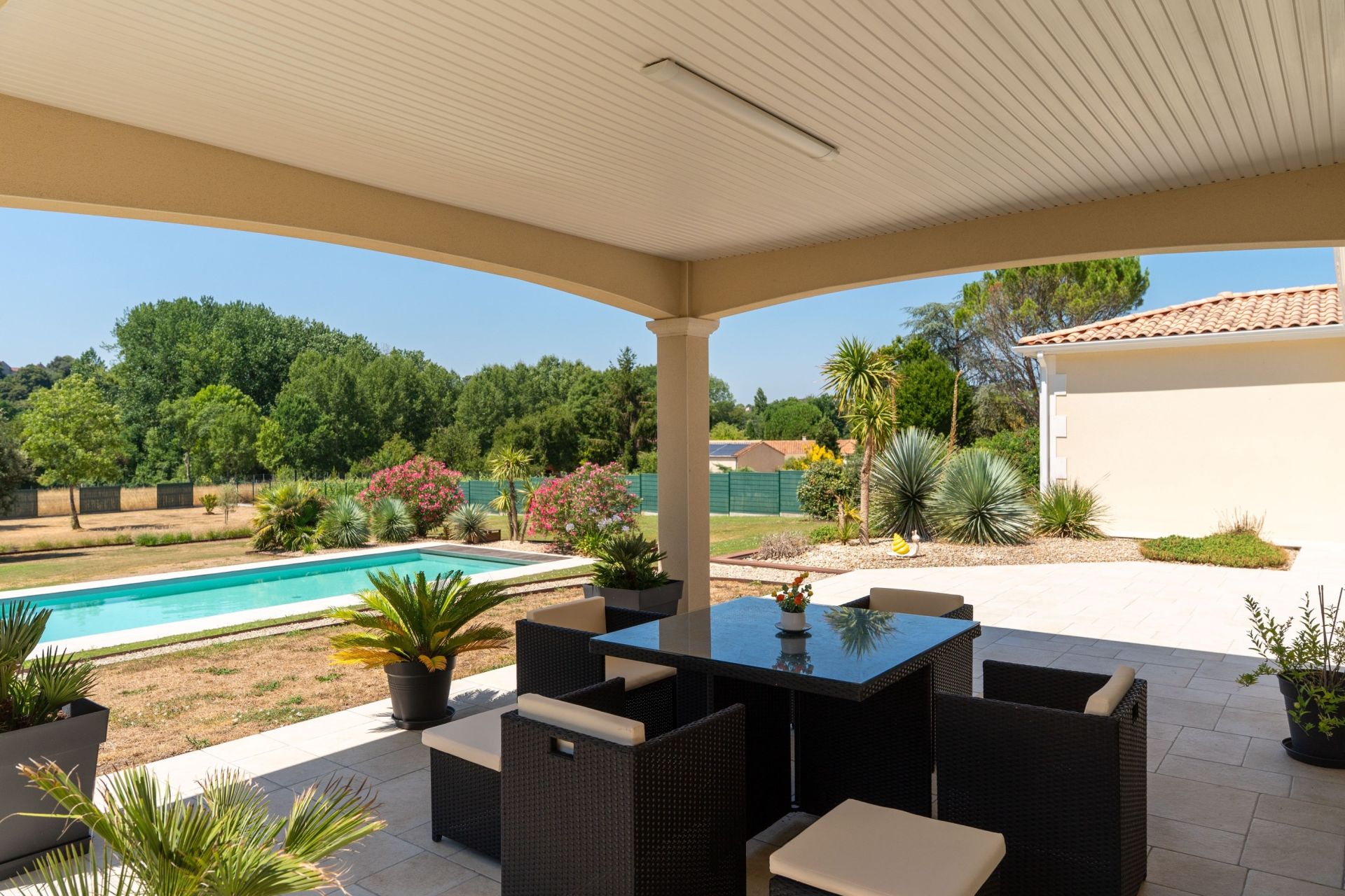 maison contemporaine 5 Pièces en vente sur ST BRICE (16100)