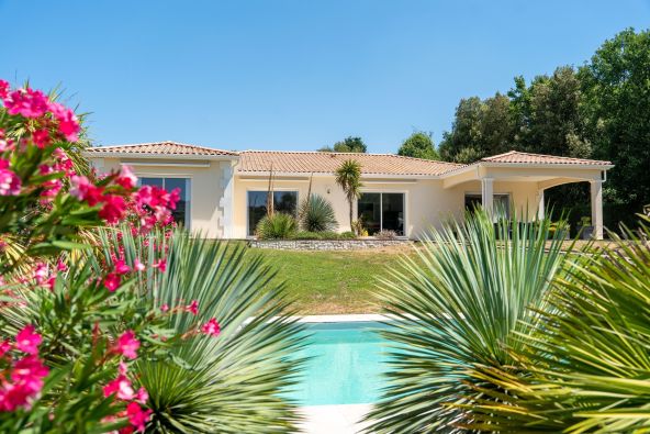 Vente Maison contemporaine Saint-Brice 5&nbsp;Pièces 208&nbsp;m²