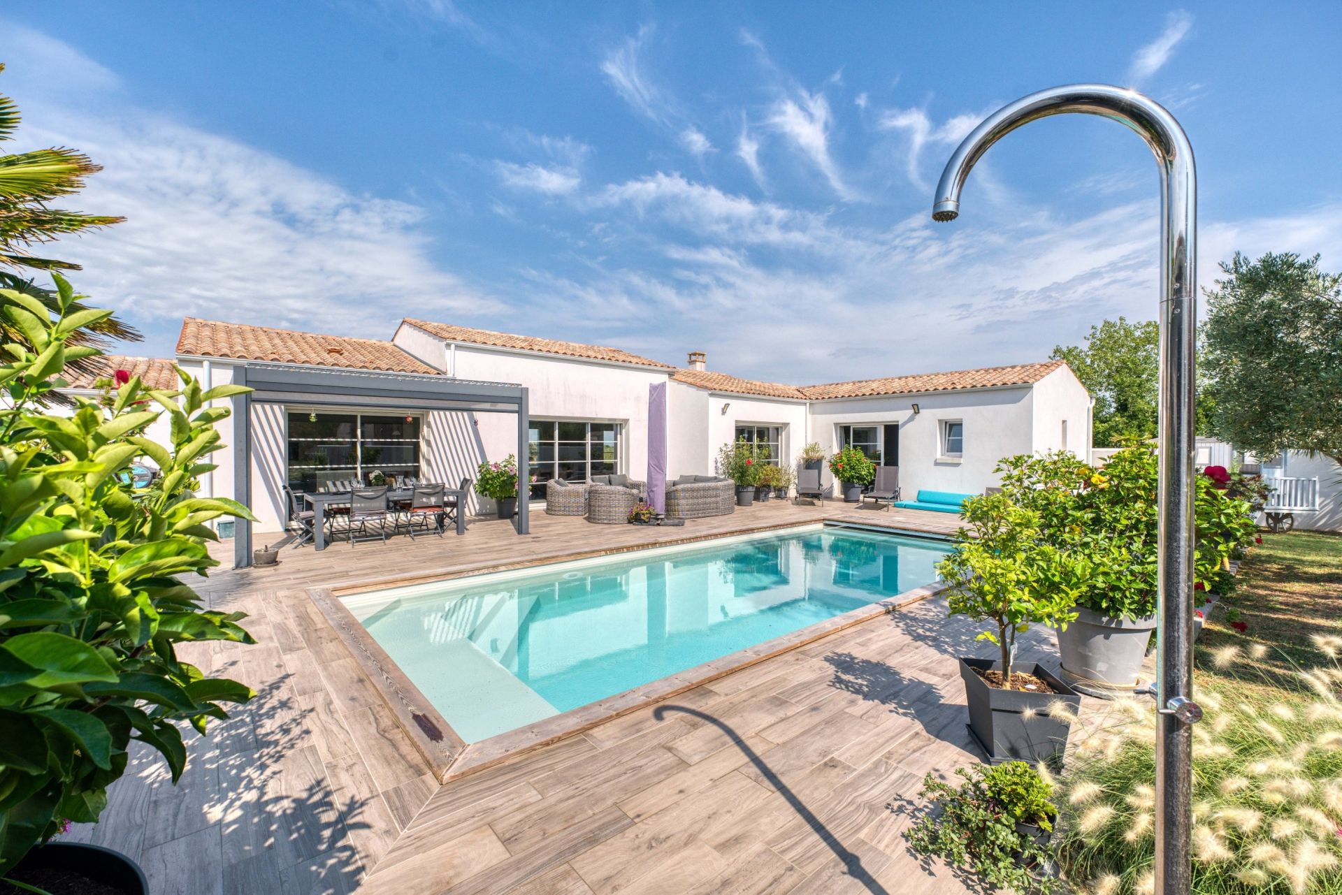 house 5 Rooms for sale on LE GRAND VILLAGE PLAGE (17370)