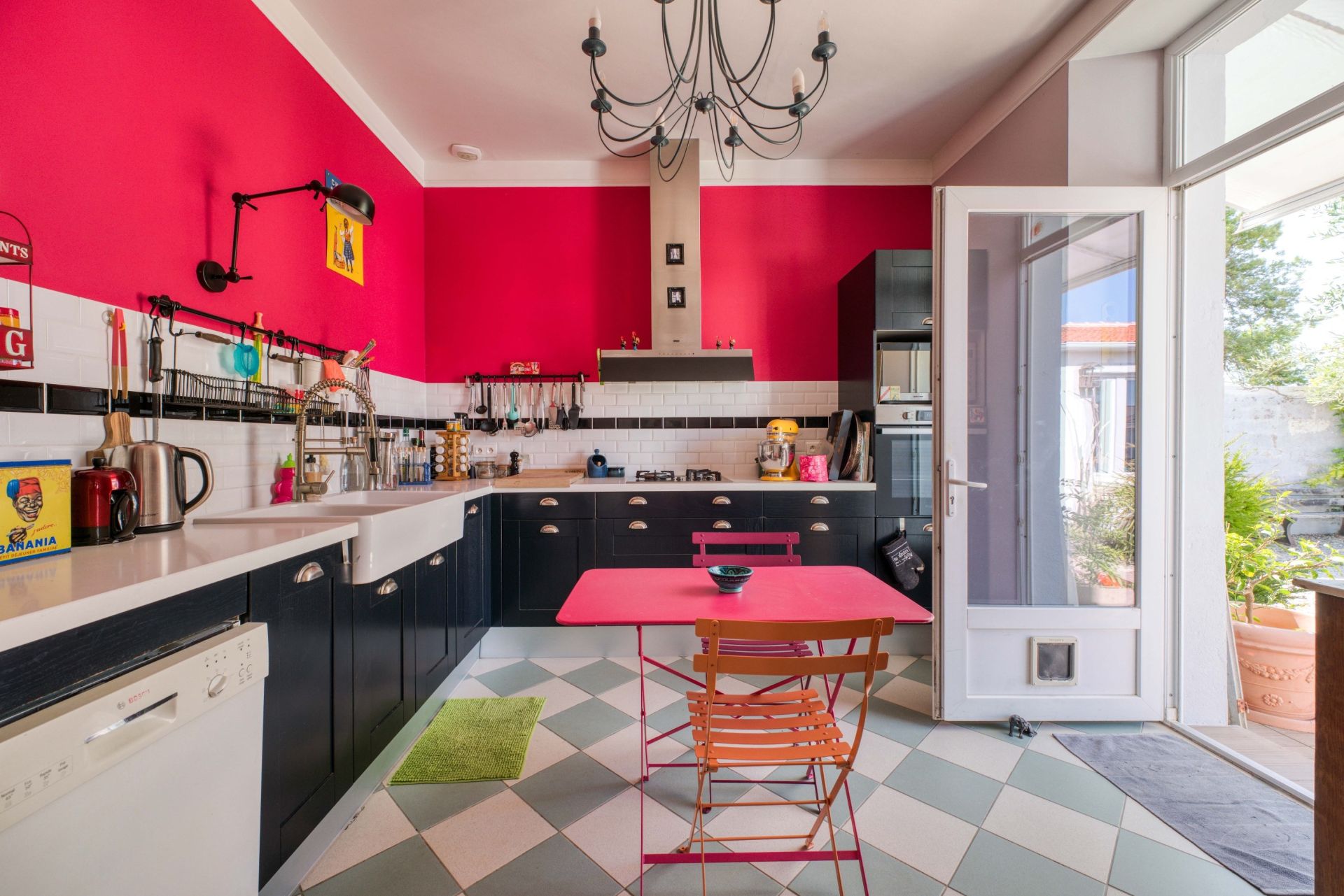 house 7 Rooms for sale on BOURCEFRANC LE CHAPUS (17560)