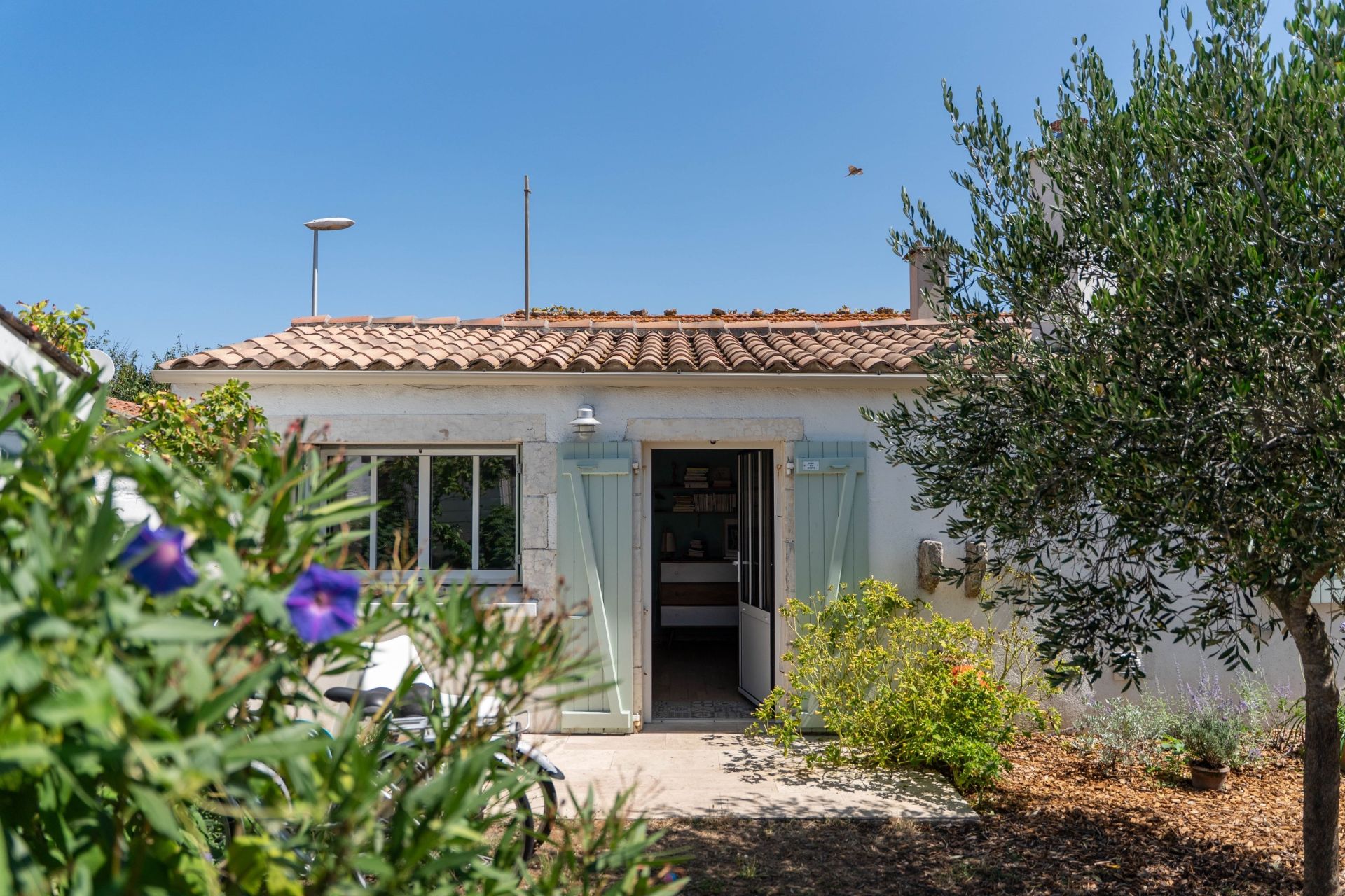 house 4 Rooms for sale on ST DENIS D OLERON (17650)