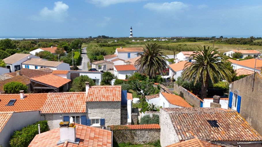 house 4 Rooms for sale on ST DENIS D OLERON (17650)