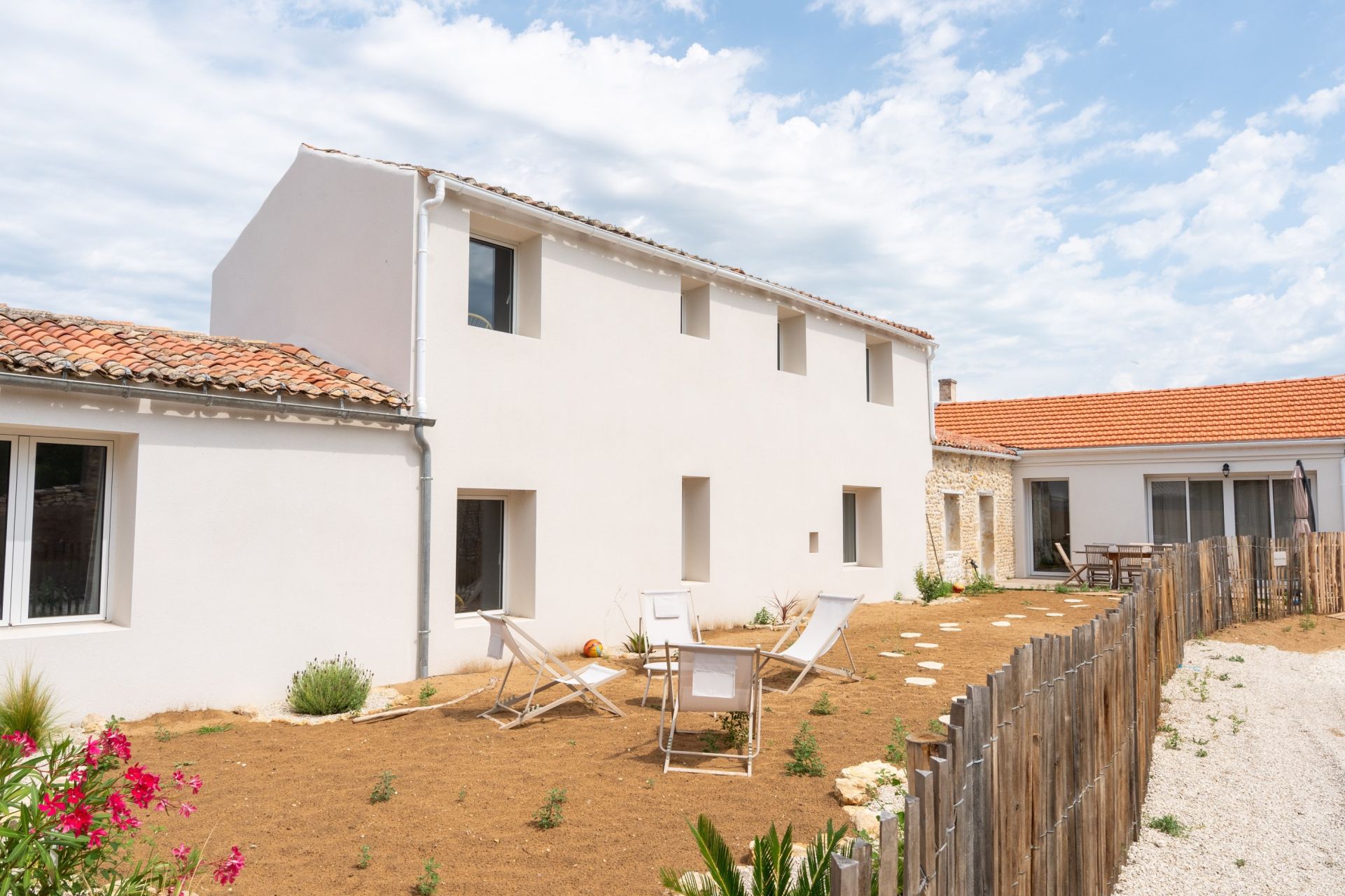 house 10 Rooms for sale on ST GEORGES D OLERON (17190)